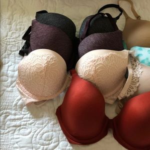 7 Aerie bras